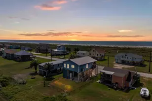 403 Beach Front Dr, Matagorda, TX 77457 - Photo 35