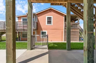 403 Beach Front Dr, Matagorda, TX 77457 - Photo 31