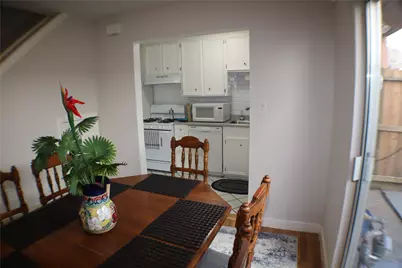 4020 Blue Bonnet Boulevard #B, Houston, TX 77025 - Photo 7