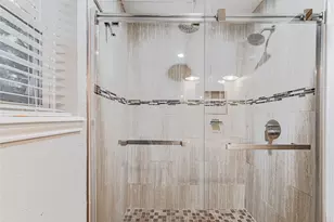 617 Dogwood St, Lake Jackson, TX 77566 - Photo 19