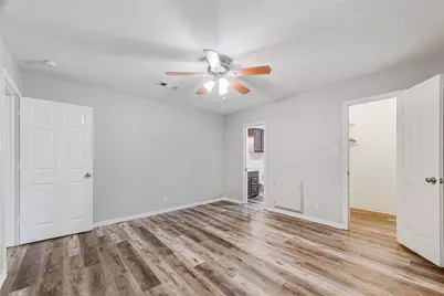 617 Dogwood Street, Lake Jackson, TX 77566 - Photo 17