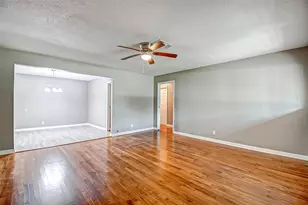 213 Newman Rd, La Marque, TX 77568 - Photo 5