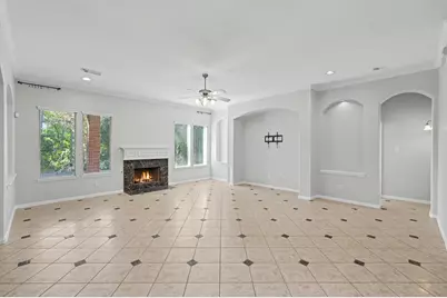 2502 N Yorkchase Lane, Conroe, TX 77304 - Photo 9