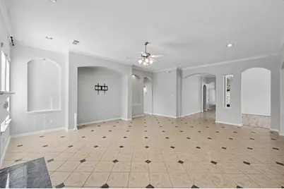 2502 N Yorkchase Lane, Conroe, TX 77304 - Photo 11