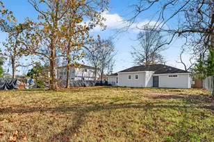 7437 Bywood St, Houston, TX 77028 - Photo 31