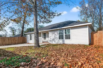 7437 Bywood Street, Houston, TX 77028 - Photo 3