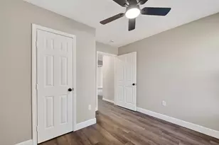 7437 Bywood St, Houston, TX 77028 - Photo 27