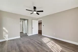 7437 Bywood St, Houston, TX 77028 - Photo 13