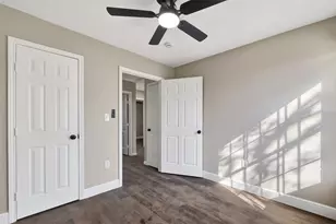 7437 Bywood St, Houston, TX 77028 - Photo 19