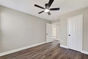 7437 Bywood St, Houston, TX 77028 - Photo 21