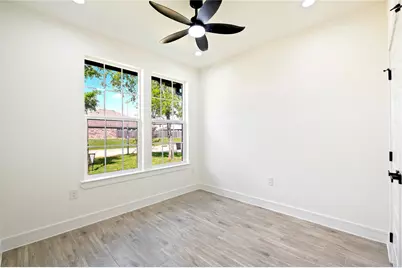 914 Bulwark Drive, Crosby, TX 77532 - Photo 29