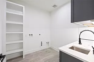 914 Bulwark Dr, Crosby, TX 77532 - Photo 31