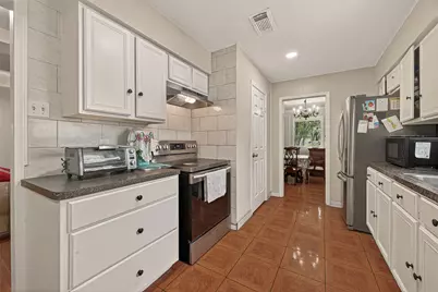 9030 Troulon Drive, Houston, TX 77036 - Photo 11