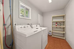 9030 Troulon Dr, Houston, TX 77036 - Photo 25