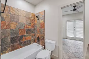 5008 Schuler St, Houston, TX 77007 - Photo 21