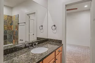 5008 Schuler St, Houston, TX 77007 - Photo 19