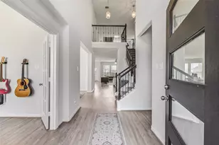 5330 Camerford Ct, Alvin, TX 77511 - Photo 3