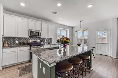 5330 Camerford Court, Alvin, TX 77511 - Photo 7