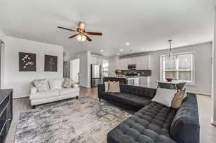 5330 Camerford Ct, Alvin, TX 77511 - Photo 11