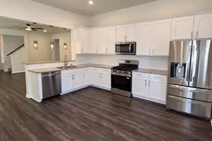 8122 Heartbrook Field Ln, Cypress, TX 77433 - Photo 3