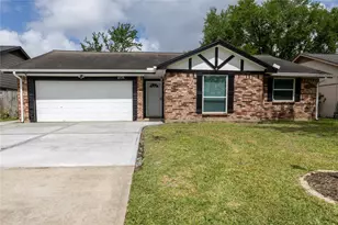 4326 Townes Forest Rd, Friendswood, TX 77546 - Photo 1