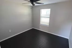 310 Paddock Rd, Willis, TX 77378 - Photo 13