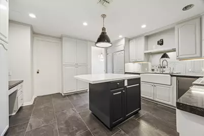 101 Westcott Street #1004, Houston, TX 77007 - Photo 9