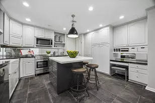 101 Westcott St, Houston, TX 77007 - Photo 3