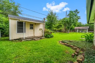 1702 Sheridan Dr, Baytown, TX 77520 - Photo 29