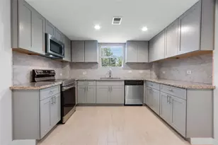 118 Waterwood Dr, Huffman, TX 77336 - Photo 9