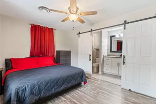404 E Elizabeth Ave, Palacios, TX 77465 - Photo 21
