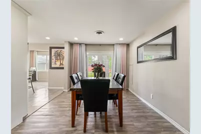 404 E Elizabeth Avenue, Palacios, TX 77465 - Photo 9