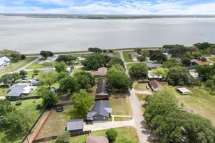 404 E Elizabeth Ave, Palacios, TX 77465 - Photo 39