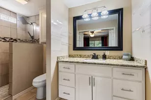 404 E Elizabeth Ave, Palacios, TX 77465 - Photo 23