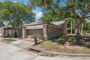 16707 Burwood Ct, Houston, TX 77058 - Photo 29