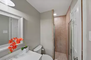25827 Glen Loch Dr, Spring, TX 77380 - Photo 17