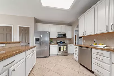 8410 Hunters Village Dr Drive, Humble, TX 77346 - Photo 7