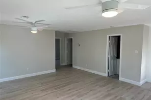 820 Bennington St, Houston, TX 77022 - Photo 3