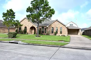 2316 Hopi Dr, League City, TX 77573 - Photo 1