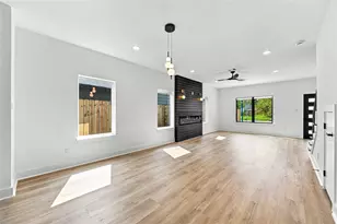 7969 Ritz St, Houston, TX 77028 - Photo 3