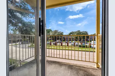 1515 Sandy Springs Road #201, Houston, TX 77042 - Photo 9