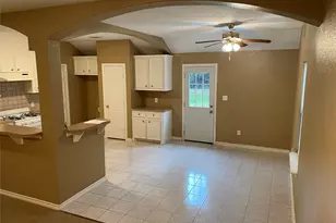 1499 E Dallas St, Conroe, TX 77301 - Photo 5