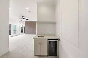 6011 Burgoyne Rd, Houston, TX 77057 - Photo 15