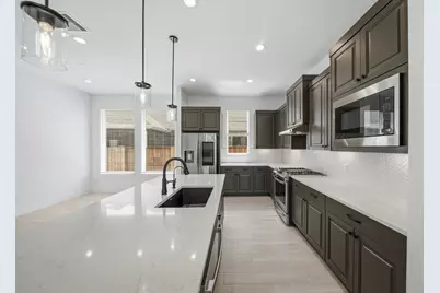 7422 Netherfield Lane, Katy, TX 77493 - Photo 5