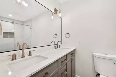 2 Kittiwake Court, The Woodlands, TX 77380 - Photo 27