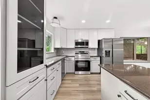 2 Kittiwake Ct, The Woodlands, TX 77380 - Photo 17