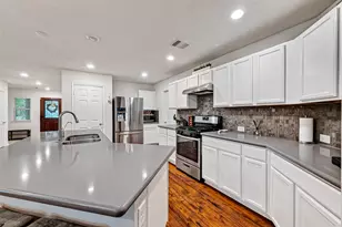 6719 Madison Heights Ct, Katy, TX 77449 - Photo 13