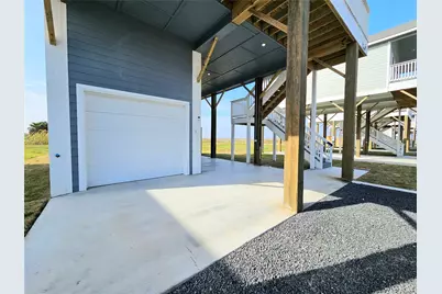 1075 Shady Lane, Gilchrist, TX 77617 - Photo 17