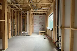 2019 Shadow Bend, Houston, TX 77043 - Photo 9