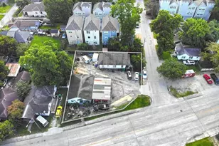 707 E 28th St, Houston, TX 77009 - Photo 3